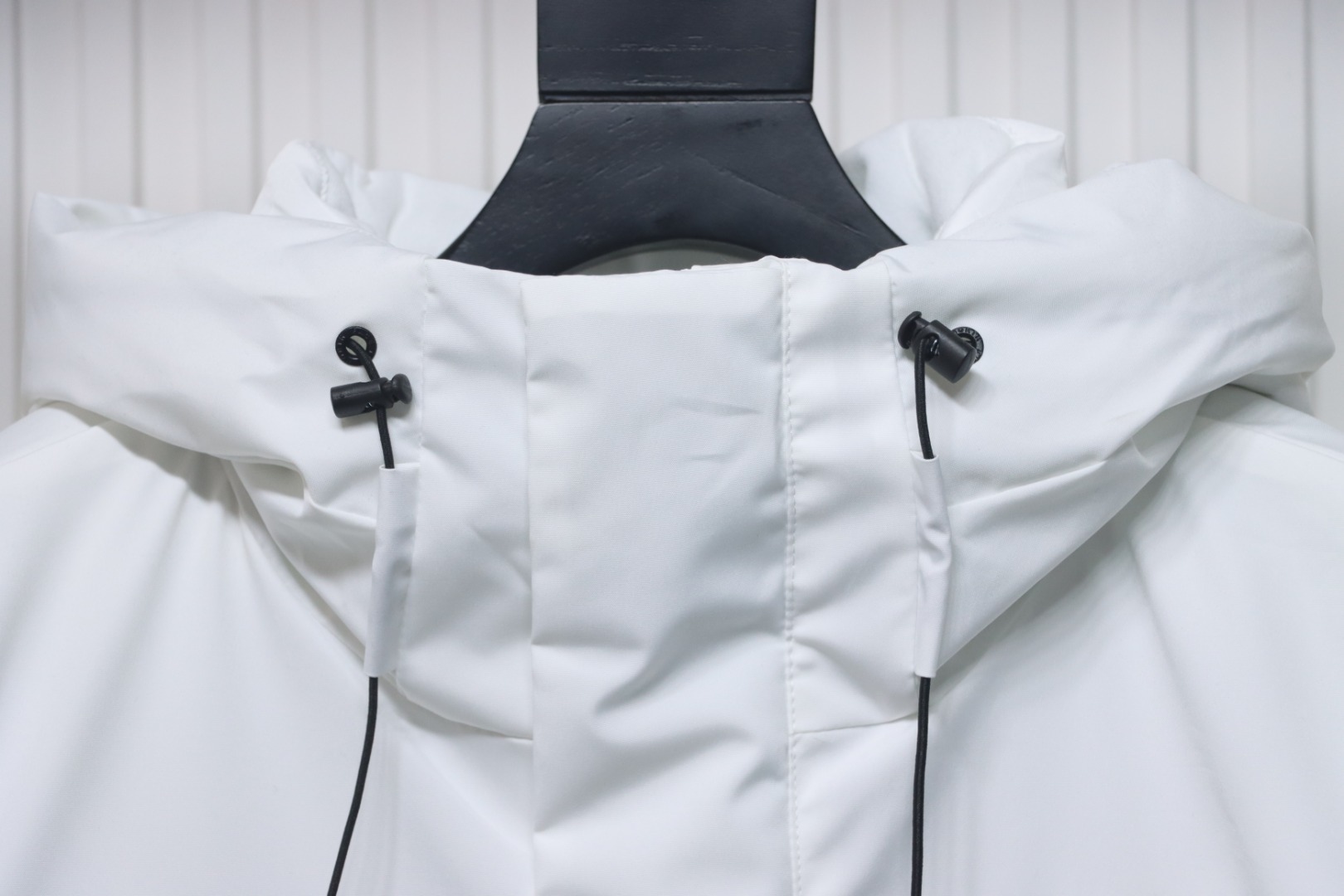 EM Sneakers The North Face POLAR Waterproof and Windproof Workwear Multi-pocket Drawstring Hooded Down Jacket White