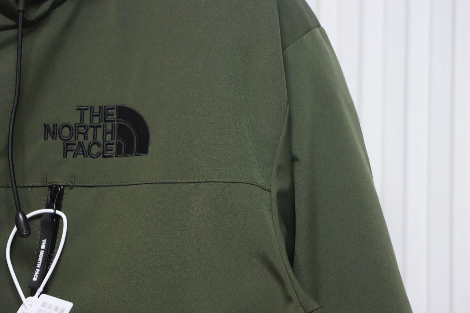 EM Sneakers The North Face POLAR Waterproof and Windproof Workwear Multi-pocket Drawstring Hooded Down Jacket Green