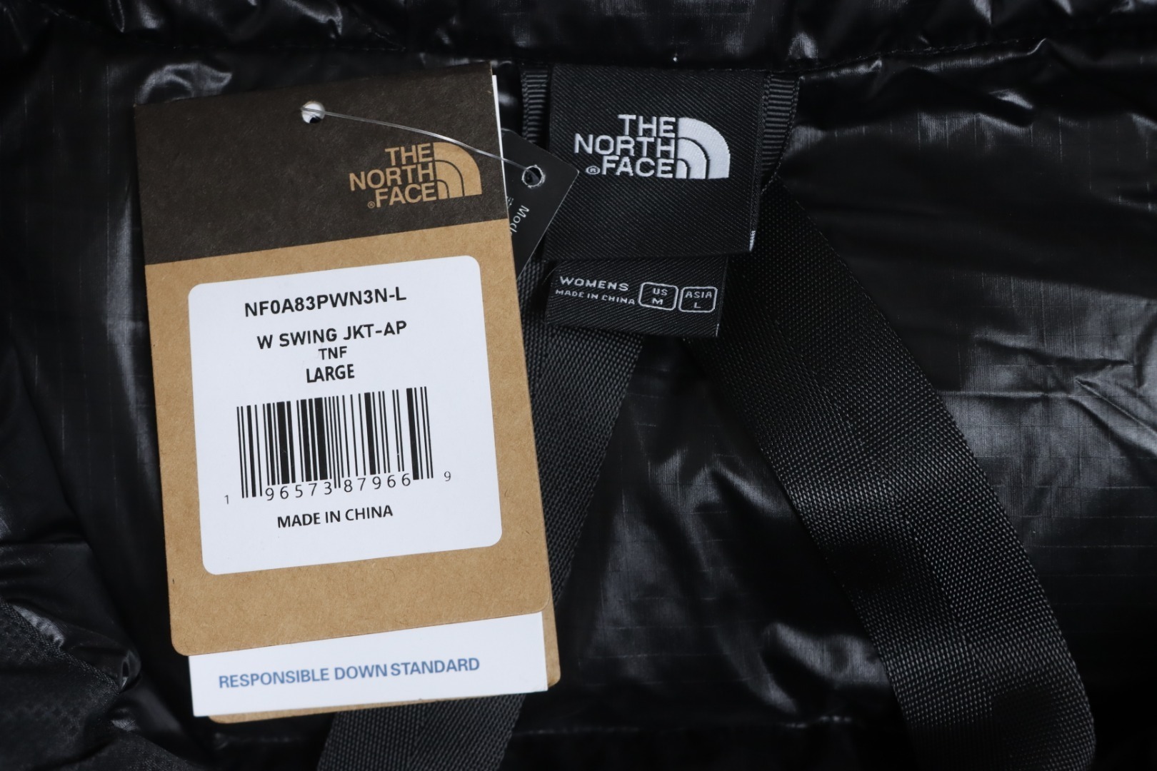 EM Sneakers The North Face TF Outdoor UE Pioneer Design Contrast Color Down Jacket Black