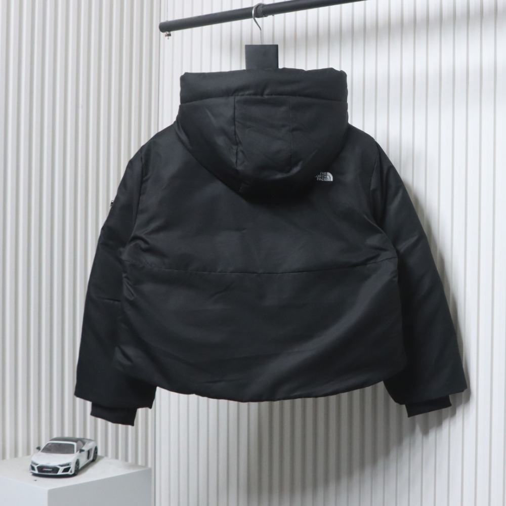 EM Sneakers The North Face TF Outdoor UE Pioneer Design Contrast Color Down Jacket Black