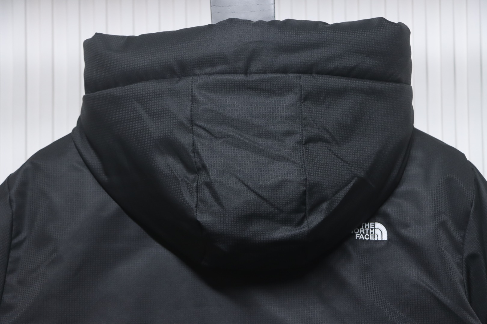 EM Sneakers The North Face TF Outdoor UE Pioneer Design Contrast Color Down Jacket Black