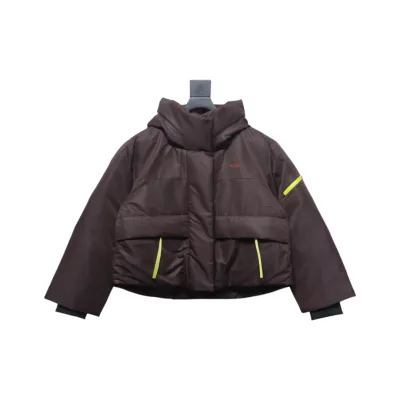 EM Sneakers The North Face TF Outdoor UE Pioneer Design Contrast Color Down Jacket Brown 01