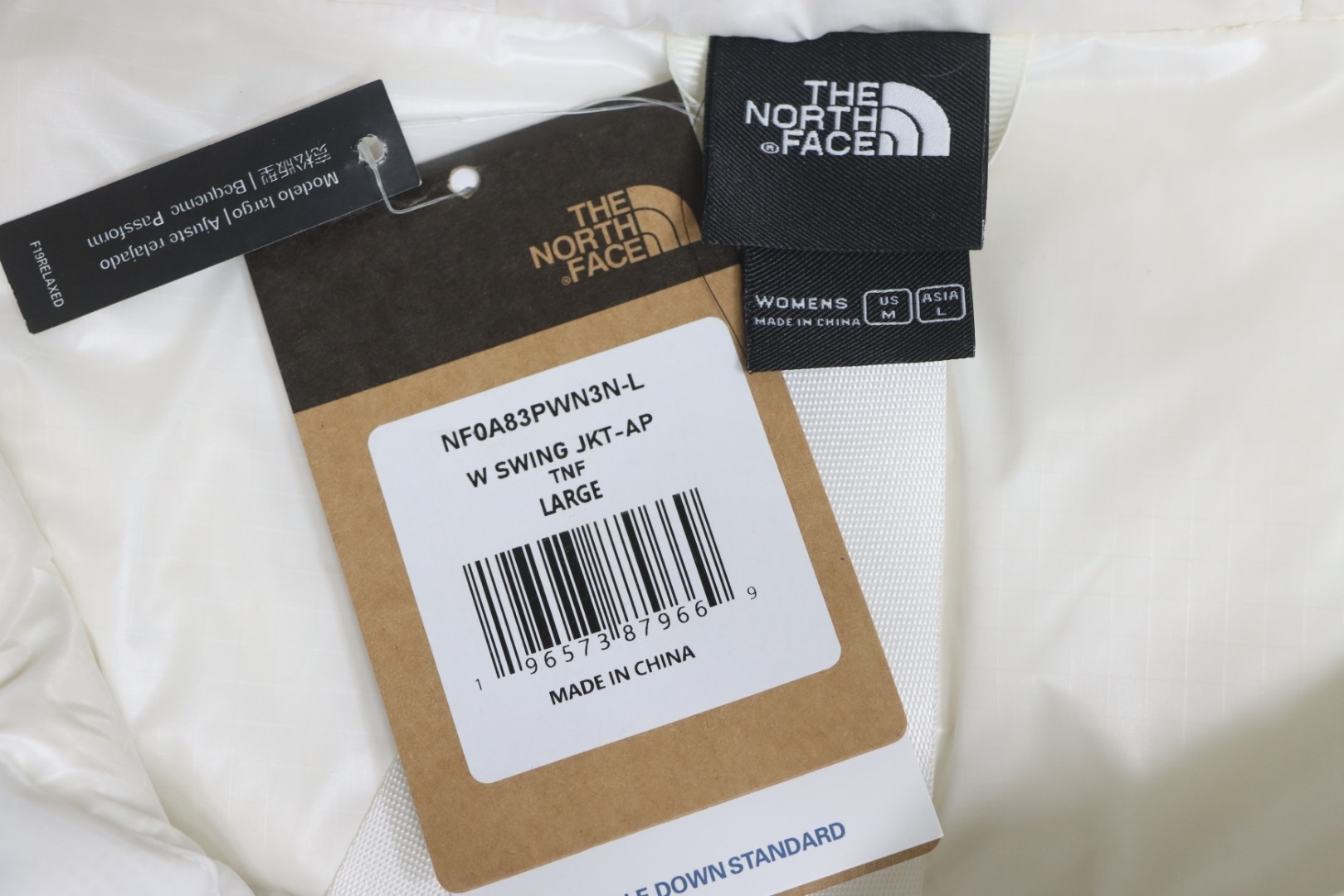 EM Sneakers The North Face TF Outdoor UE Pioneer Design Contrast Color Down Jacket White