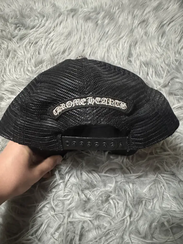 EM Sneakers Chrome Hearts Cap 04