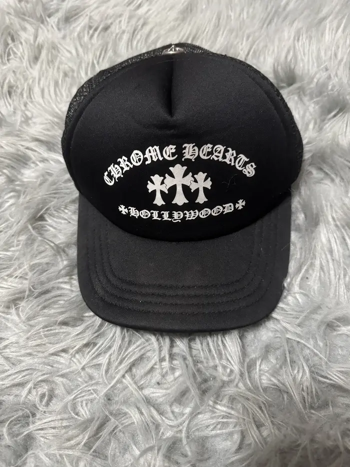 EM Sneakers Chrome Hearts Cap 04