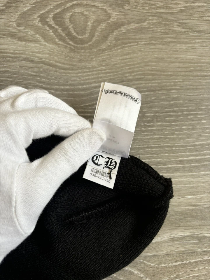 EM Sneakers Chrome Hearts Logo Beanie Black