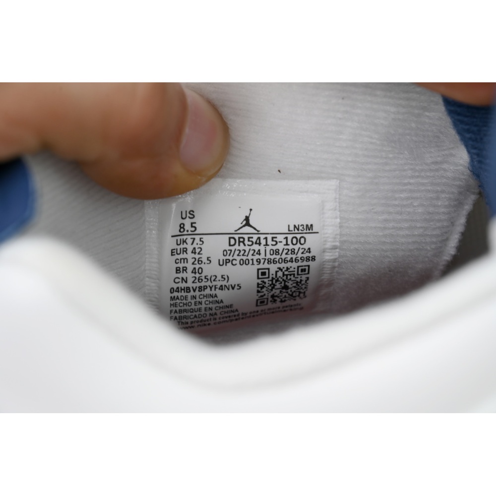EM Sneakers Jordan 4 x Nike SB Retro White Black
