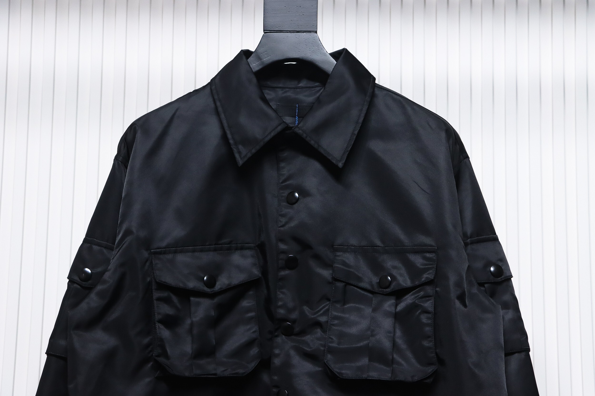 EM Sneakers Prada Multi-Pocket Shirt Functional Jacket Black