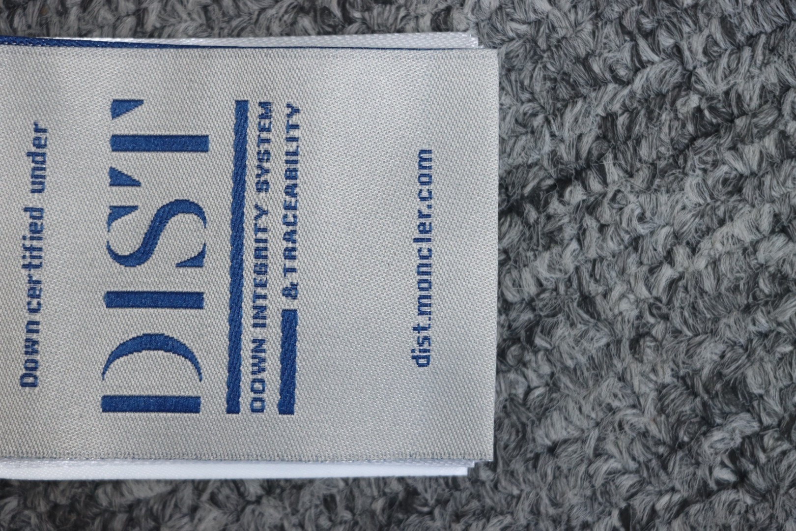 EM Sneakers Moncler Abbadia Maya Down Jacket White