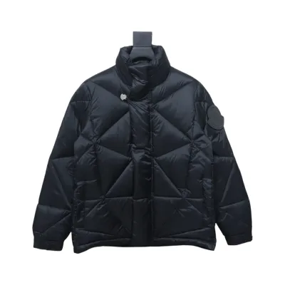 EM Sneakers Moncler Diamond Cut Down Jacket Black 01