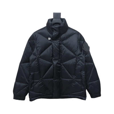 EM Sneakers Moncler Diamond Cut Down Jacket Black 01