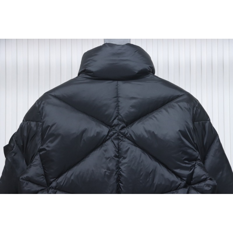 EM Sneakers Moncler Diamond Cut Down Jacket Black