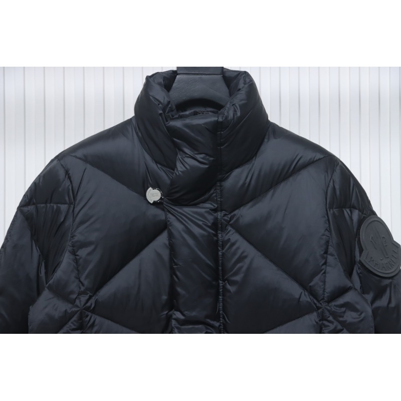 EM Sneakers Moncler Diamond Cut Down Jacket Black