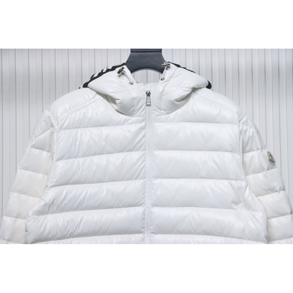 EM Sneakers Moncler Dragon Year Limited Edition Down Jacket White