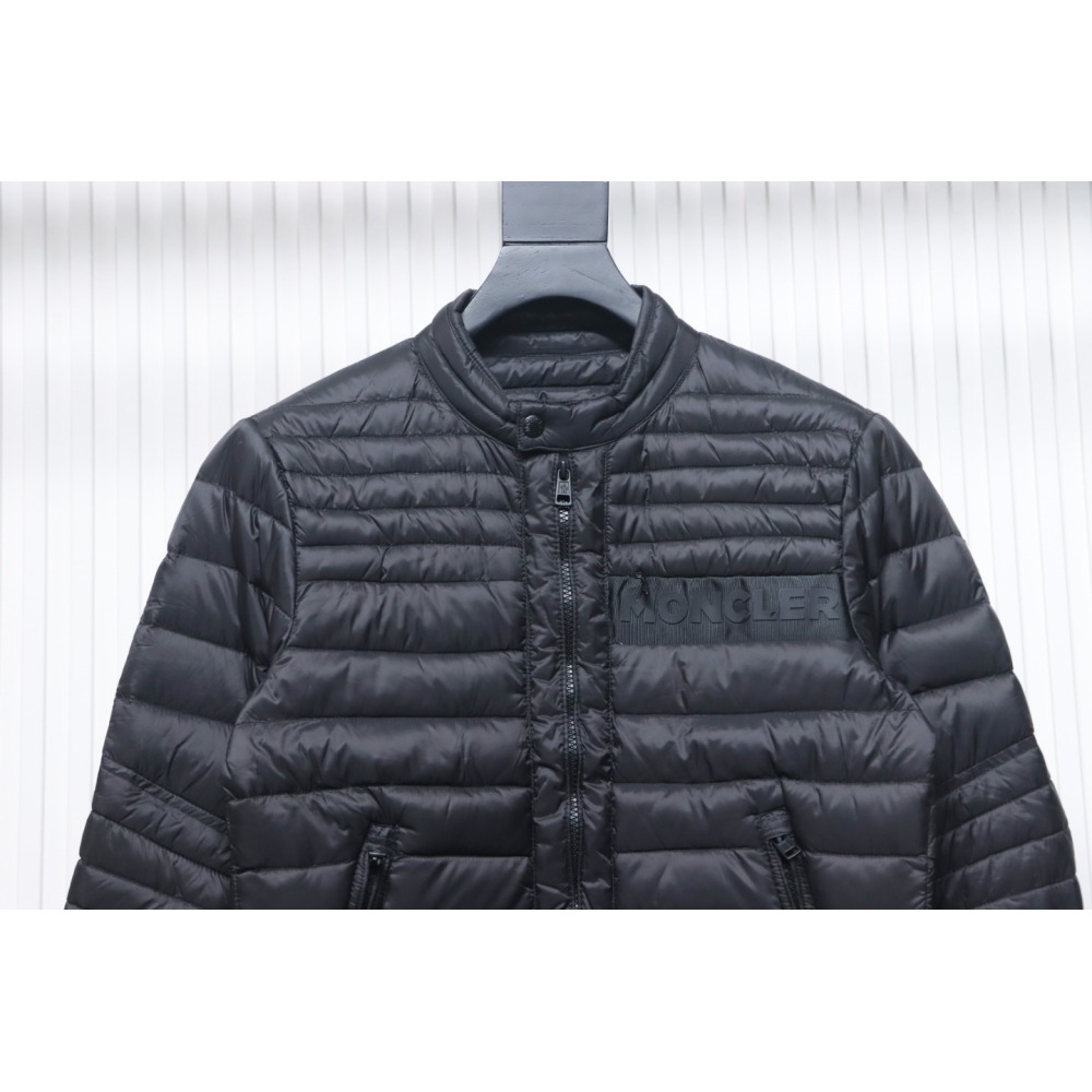 EM Sneakers Moncler Lightweight Classic Down Jacket Black