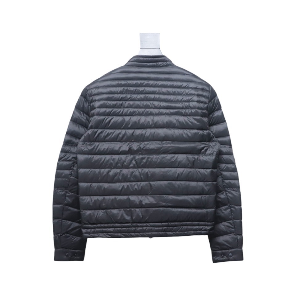EM Sneakers Moncler Lightweight Classic Down Jacket Black