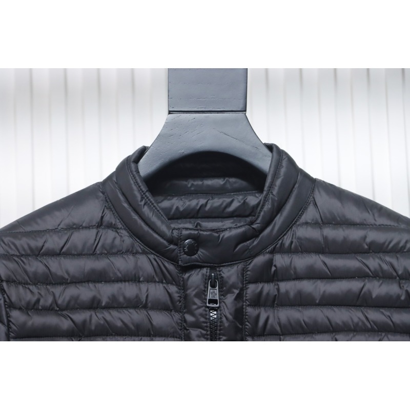 EM Sneakers Moncler Lightweight Classic Down Jacket Black