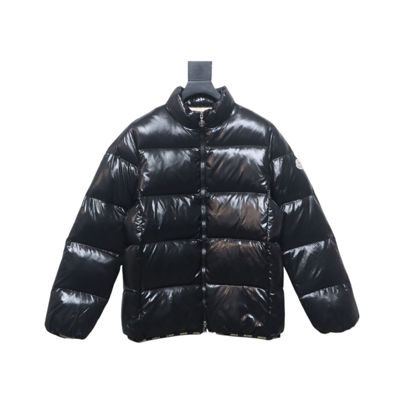 EM Sneakers Moncler Maya Lacquered Down Jacket Black