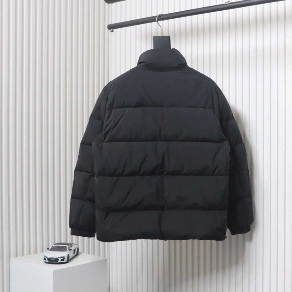 EM Sneakers Moncler Micro-Logo Zipper Stand Collar Down Jacket Black