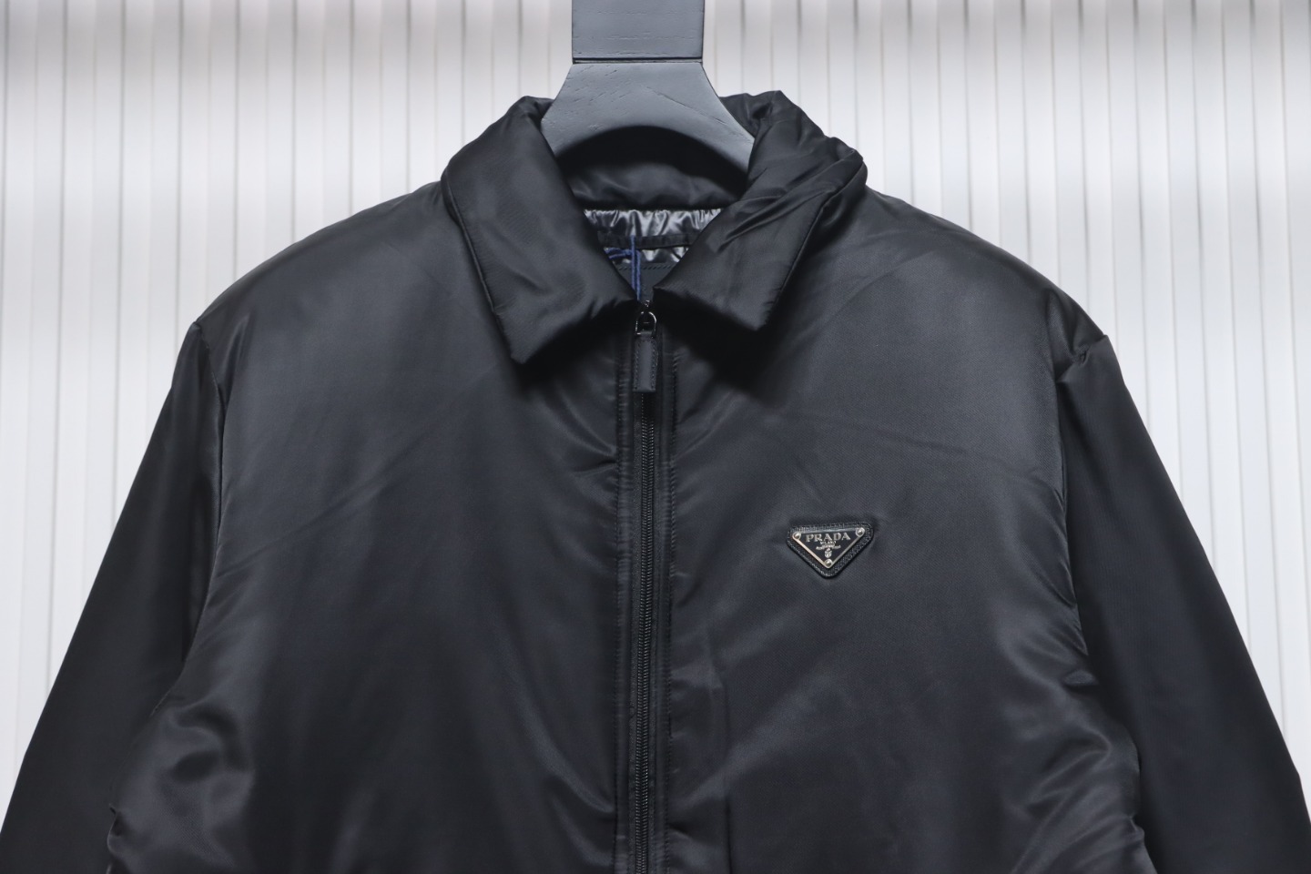 EM Sneakers Prada 23FW Recycled Nylon Down Jacket Black