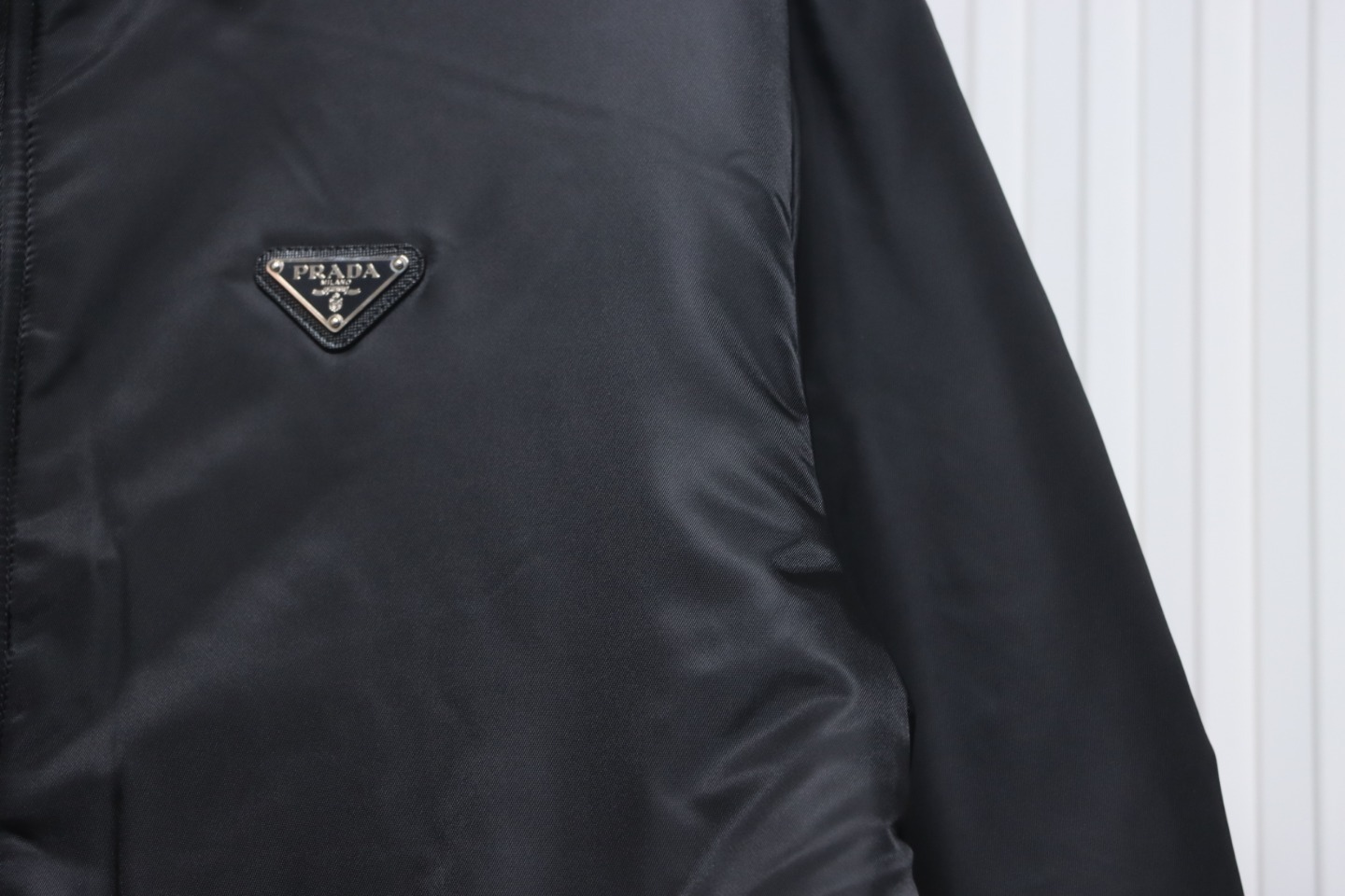 EM Sneakers Prada 23FW Recycled Nylon Down Jacket Black