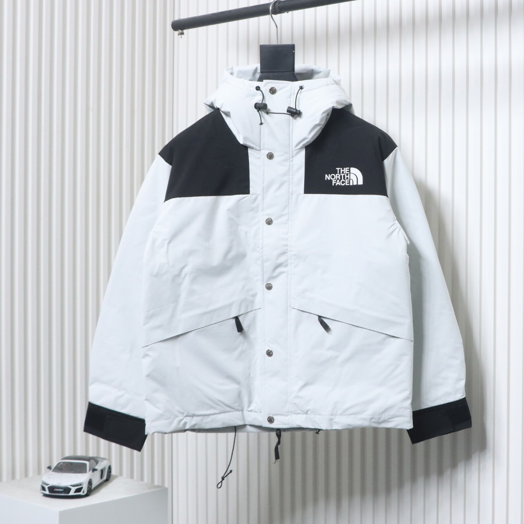 EM Sneakers The North Face 1986 Classic Thin Down Jacket Black and White