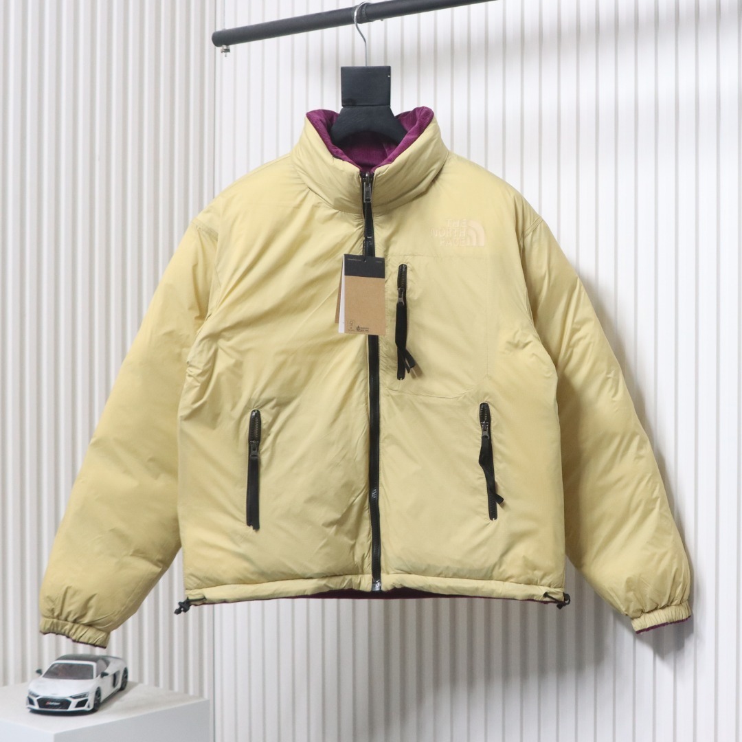 EM Sneakers The North Face 23AW 92S Limited Edition Corduroy Reversible Down Jacket Purple