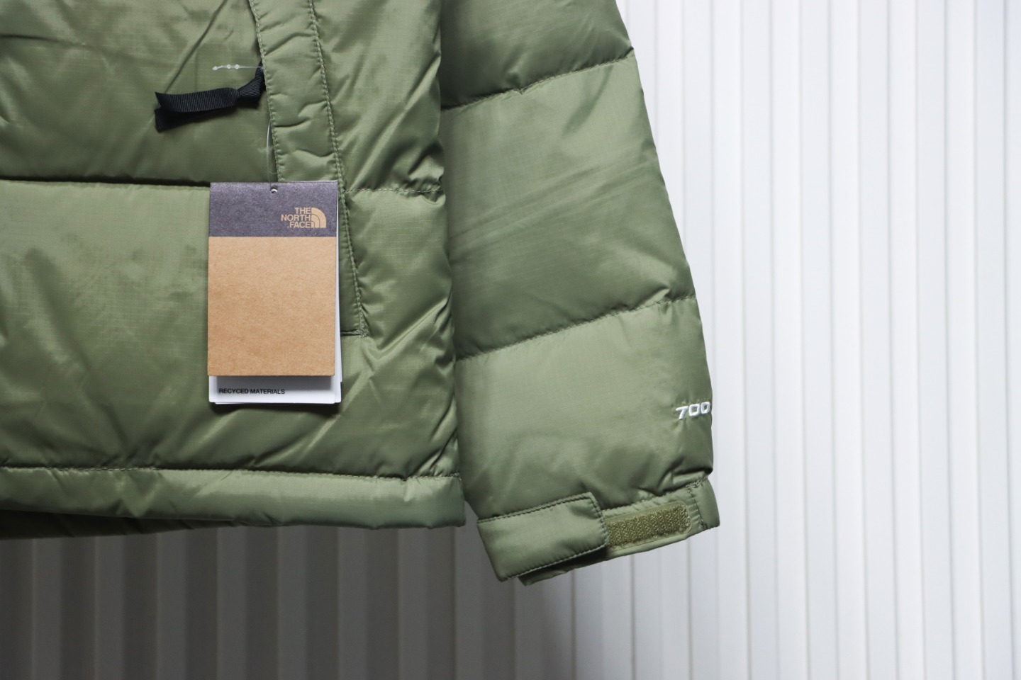 EM Sneakers The North Face 96 Basic Down Jacket Black and Green