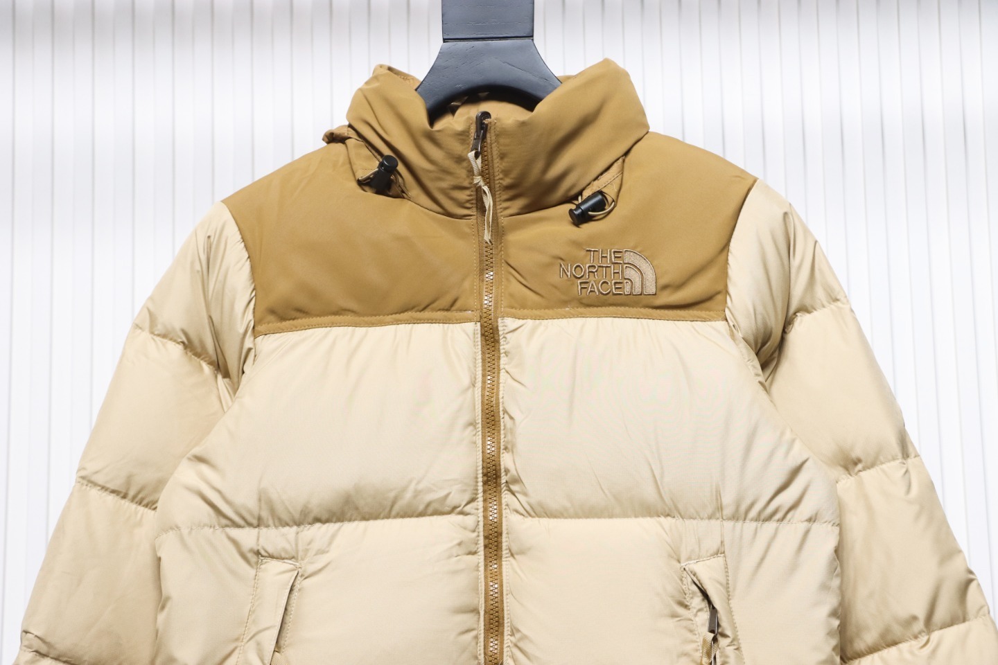 EM Sneakers The North Face 96 Basic Down Jacket Khaki