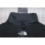 EM Sneakers The North Face x Kaws Joint 𝟏𝟗𝟗𝟔  American Version Down Jacket Black