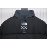 EM Sneakers The North Face x Kaws Joint 𝟏𝟗𝟗𝟔  American Version Down Jacket Black