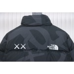 EM Sneakers The North Face x Kaws Joint 𝟏𝟗𝟗𝟔  American Version Down Jacket Black