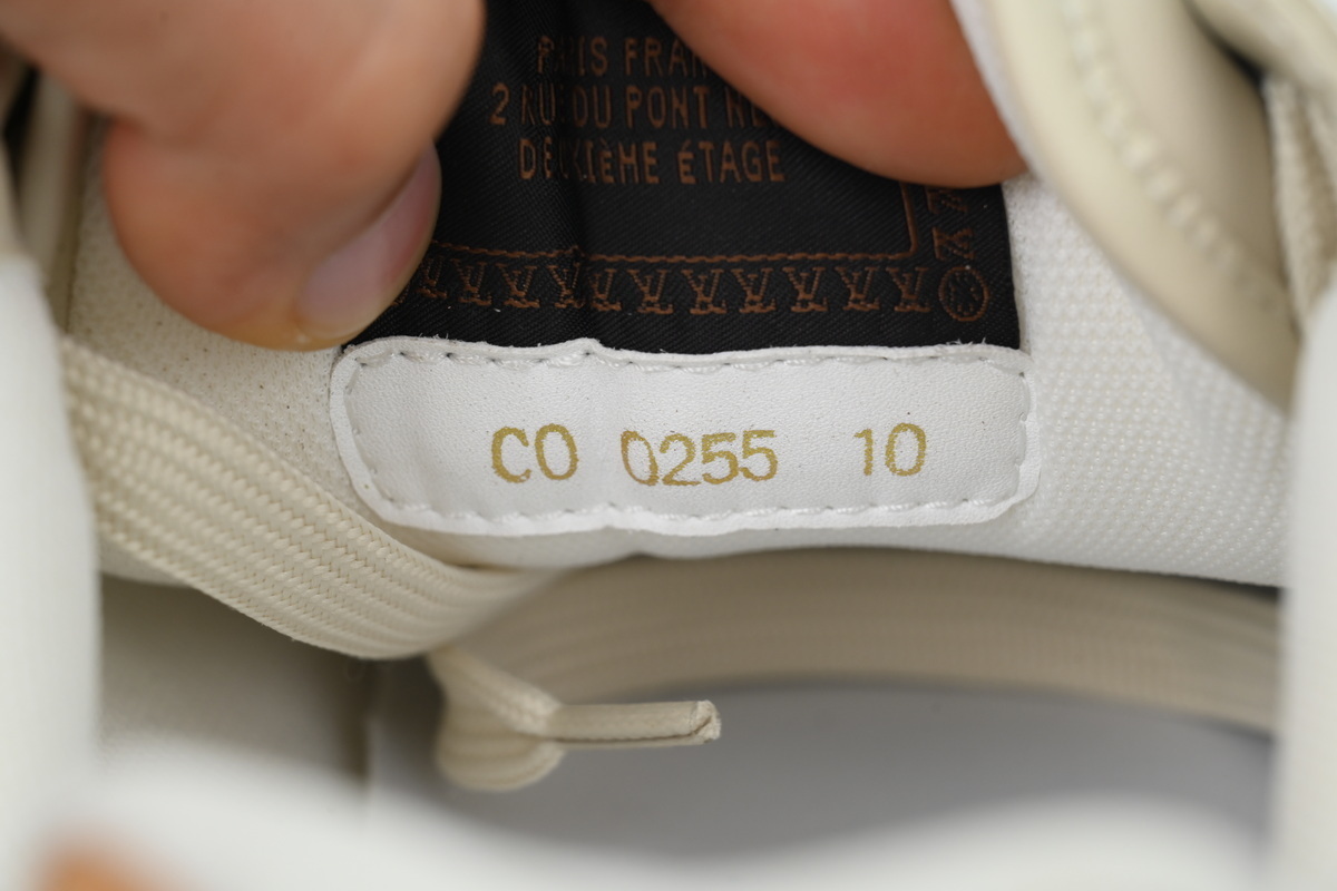 EM Sneakers Louis Vuitton Buttersoft Sneakers x Nigo Light Gray Skin