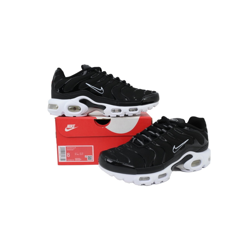 EM Sneakers Nike Air Max Plus Black White
