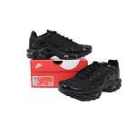 EM Sneakers Nike Air Max Plus Triple Black