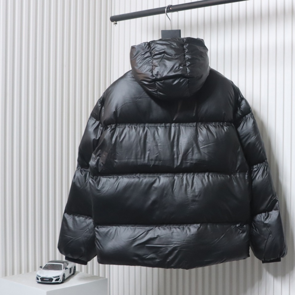 EM Sneakers Prada Red Stripe Logo Down Jacket Black