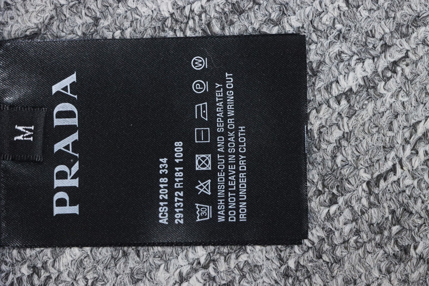 EM Sneakers Prada Red Stripe Logo Down Jacket Black