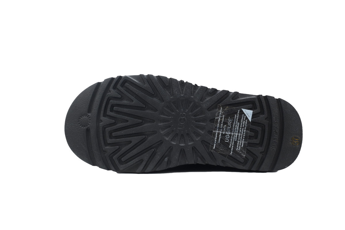 EM Sneakers UGG Classic Dipper Platform Boot Black