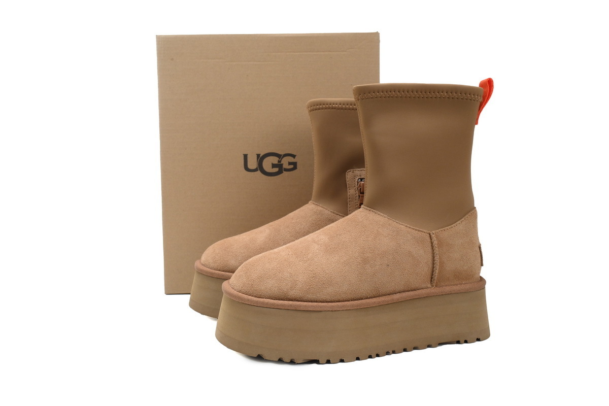 EM Sneakers UGG Classic Dipper Platform Boot Brown