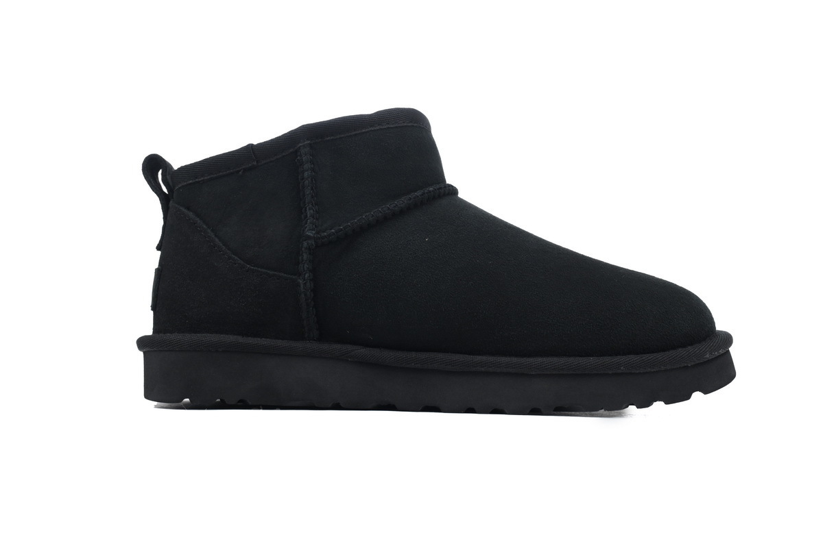 EM Sneakers UGG Classic Ultra Mini Low-Top Boot Black