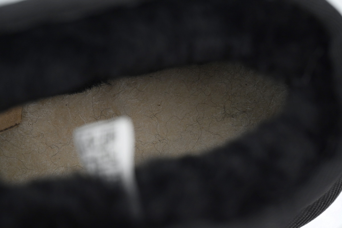 EM Sneakers UGG Classic Ultra Mini Low-Top Boot Black