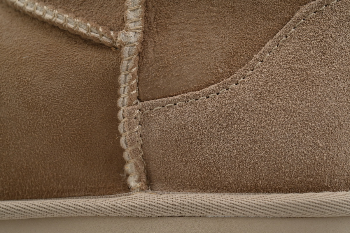 EM Sneakers UGG Classic Ultra Mini Low-Top Boot Maroon