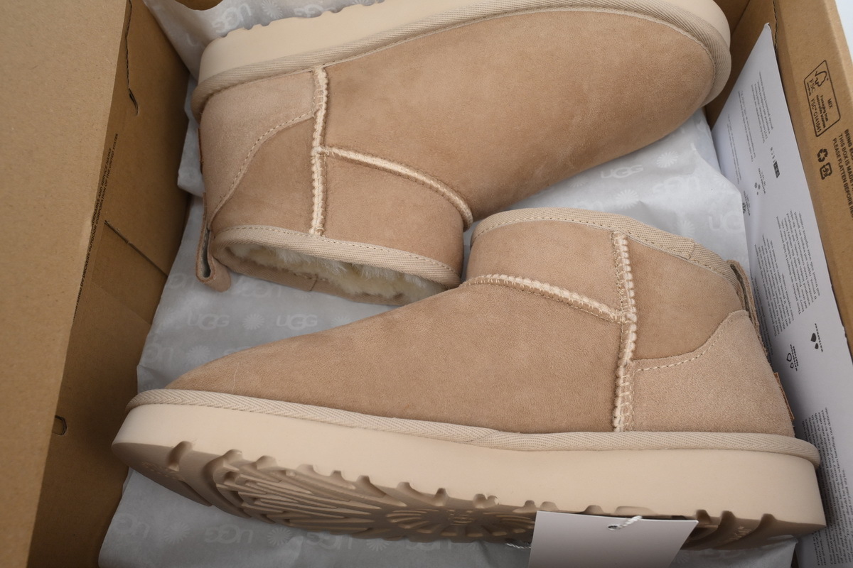 EM Sneakers UGG Classic Ultra Mini Low-Top Boot Maroon