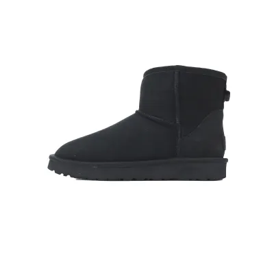EM Sneakers UGG Classic Ultra Mini Mid-Top Boot Black 01
