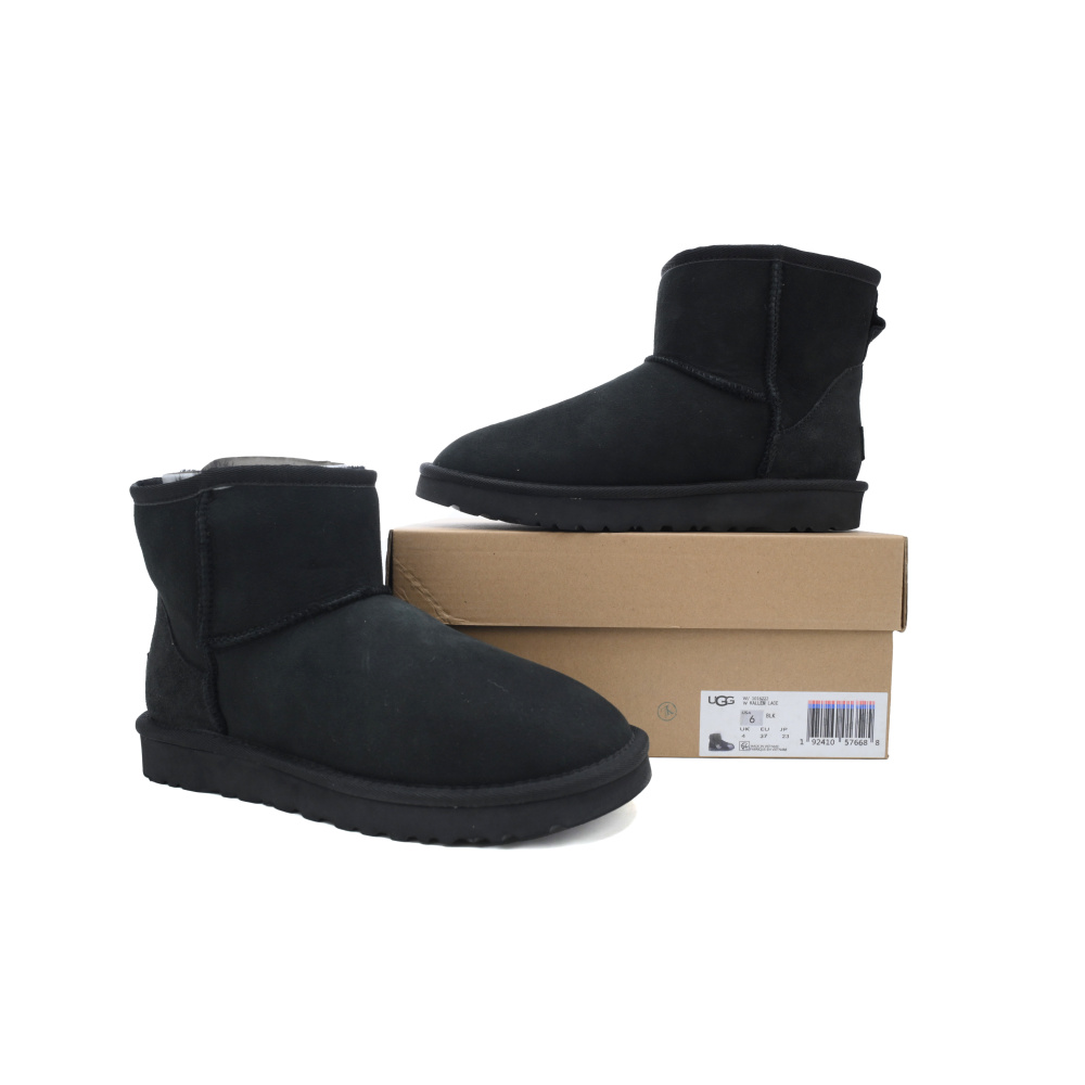 EM Sneakers UGG Classic Ultra Mini Mid-Top Boot Black