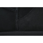 EM Sneakers UGG Classic Ultra Mini Mid-Top Boot Black