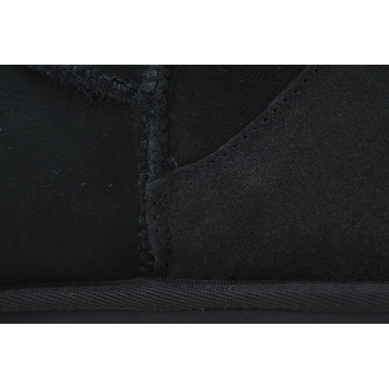 EM Sneakers UGG Classic Ultra Mini Mid-Top Boot Black