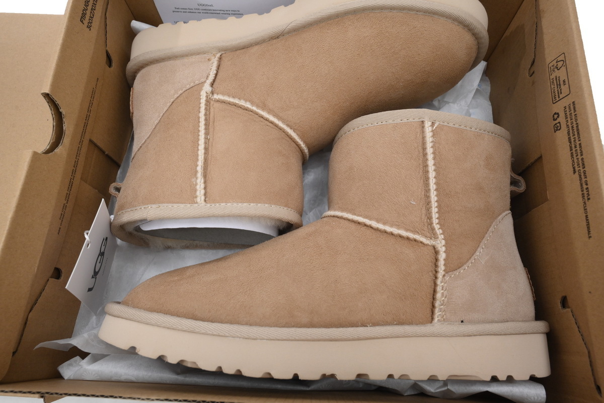 EM Sneakers UGG Classic Ultra Mini Mid-Top Boot Khaki