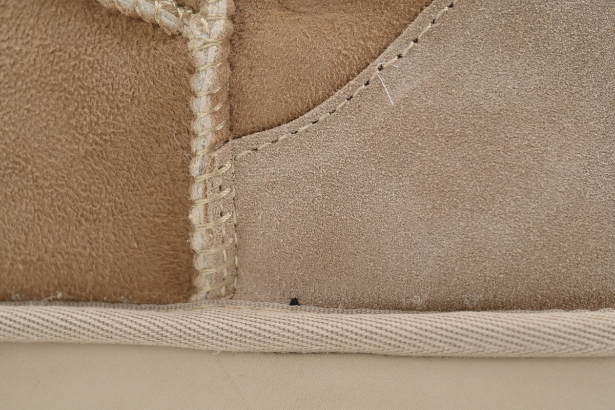 EM Sneakers UGG Classic Ultra Mini Mid-Top Boot Khaki