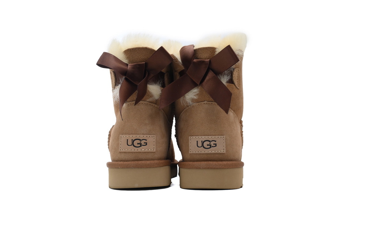 EM Sneakers UGG Mini Bailey Suede Bow Boot Brown